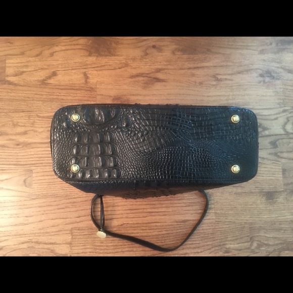 Just reduced!  Brahmin All Day Tote - Picture 4 of 6